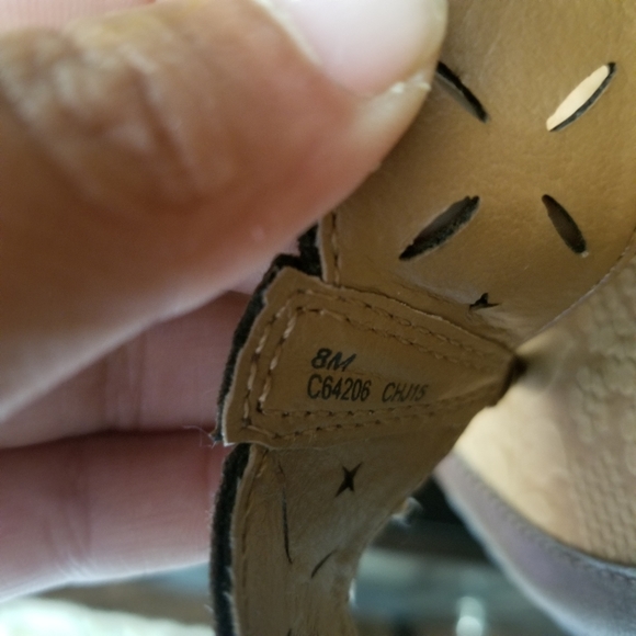 B O C  Born Concept Brown Sandals - Picture 8 of 8